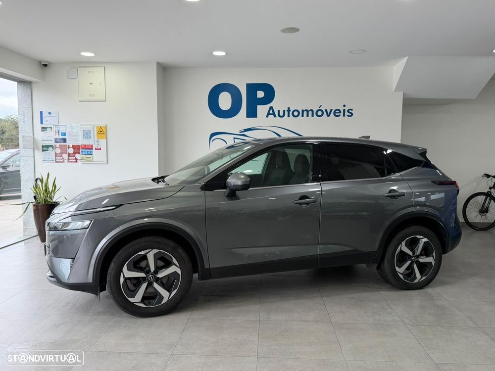 Nissan Qashqai 1.3 DIG-T N-Connecta Xtronic - 2