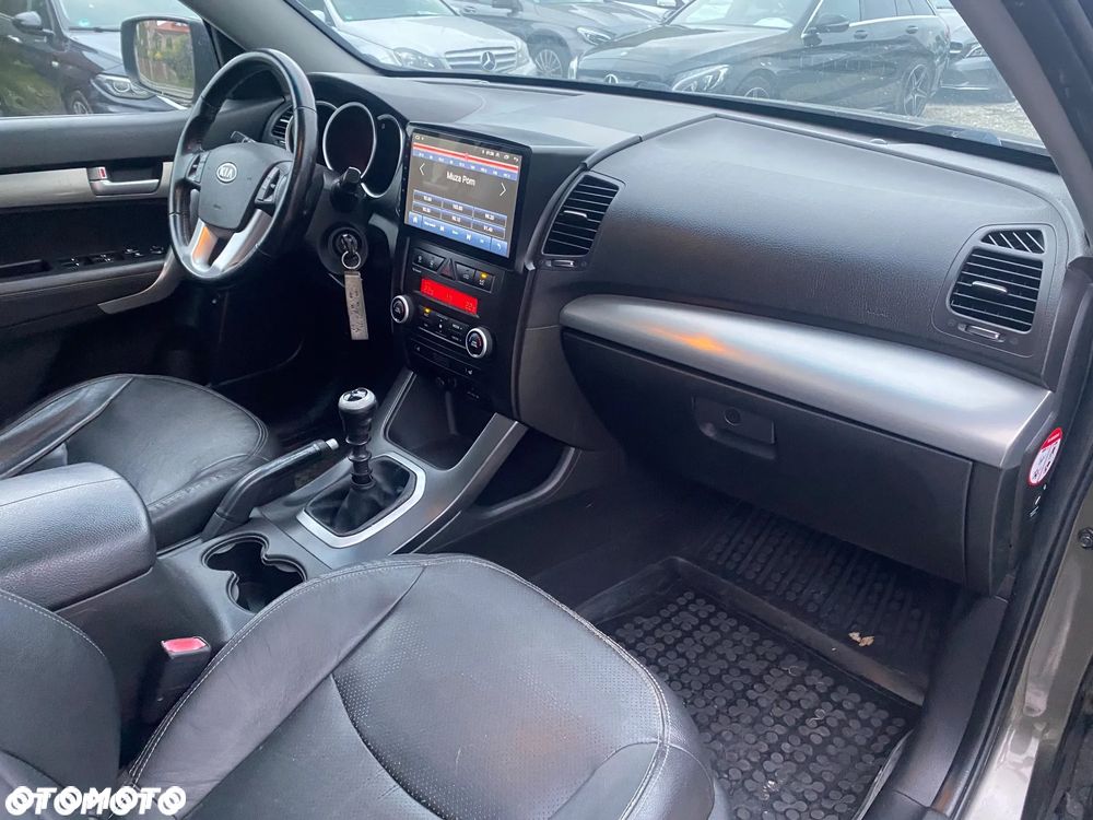 Kia Sorento 2.4 CVVT 4WD Vision - 23