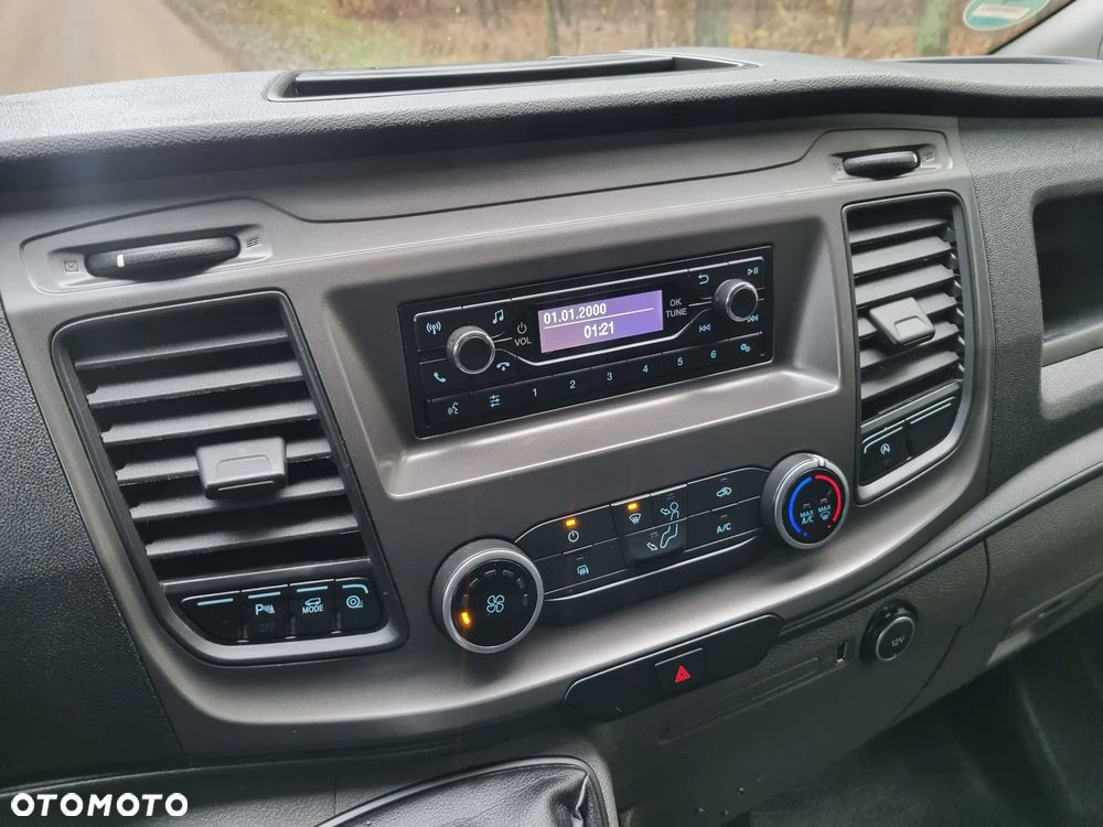 Ford Transit Custom - 14