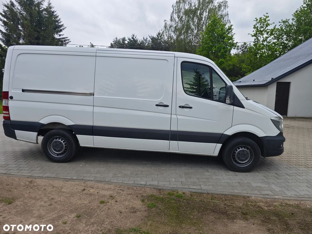 Mercedes-Benz Sprinter 319 - 4