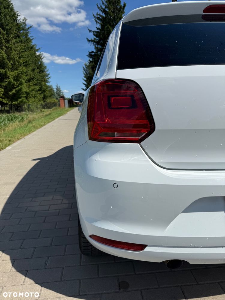 Volkswagen Polo 1.4 TDI Blue Motion Technology Allstar - 11