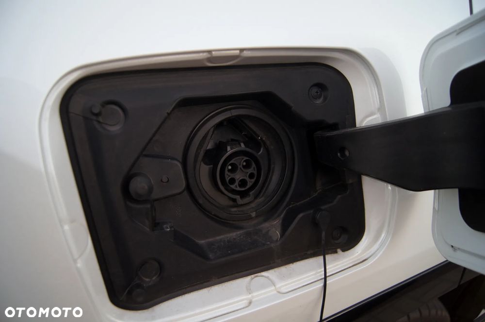 Toyota RAV4 2.5 Plug-In Hybrid Prestige 4x4 - 34