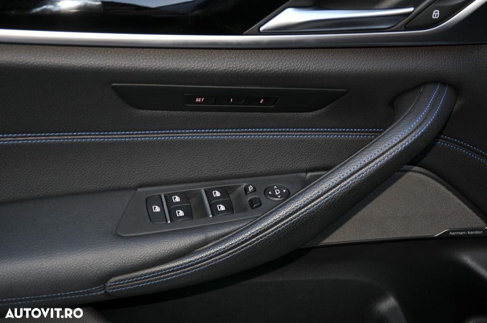BMW Seria 5 520i AT MHEV - 28