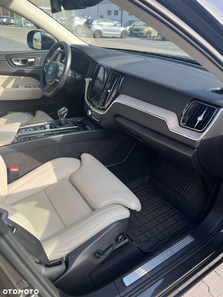 Volvo XC 60 D4 AWD Inscription - 7