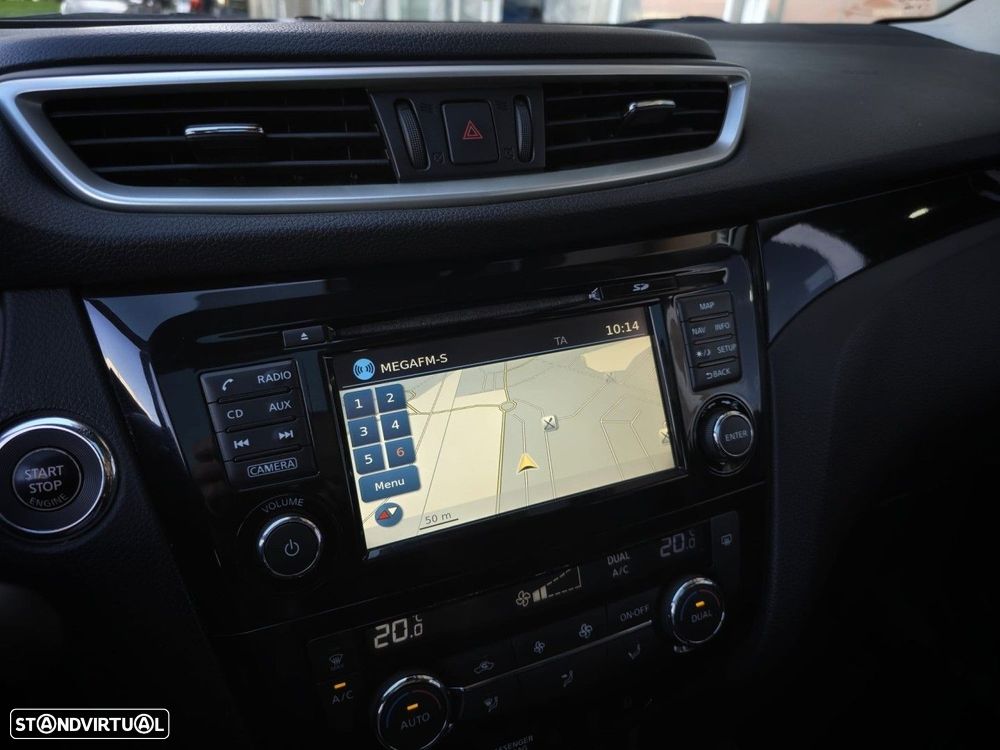 Nissan Qashqai 1.5 dCi N-Connecta 18 - 20