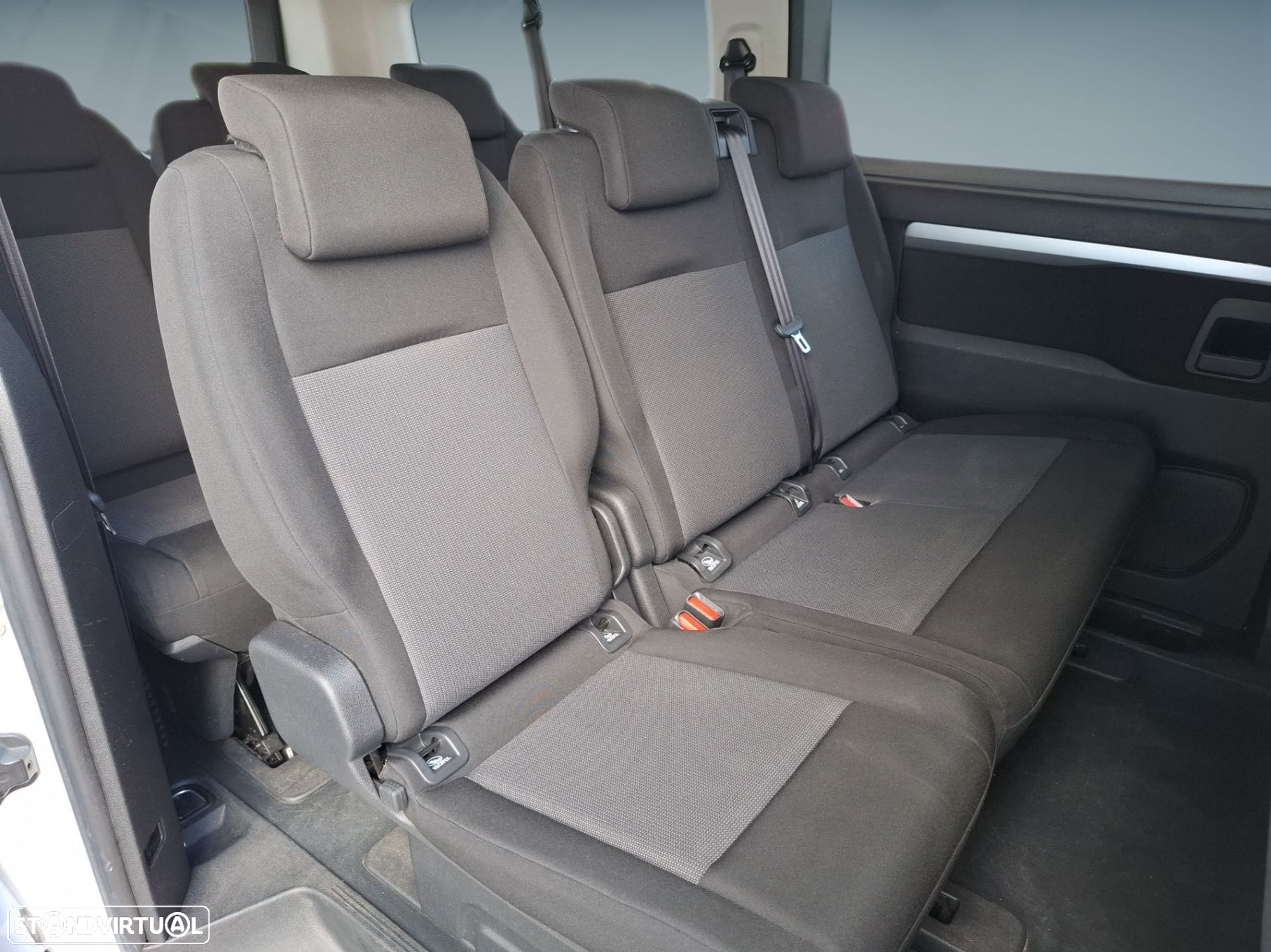 Peugeot Traveller 1.5 BlueHDi L3H1 Business Long - 12