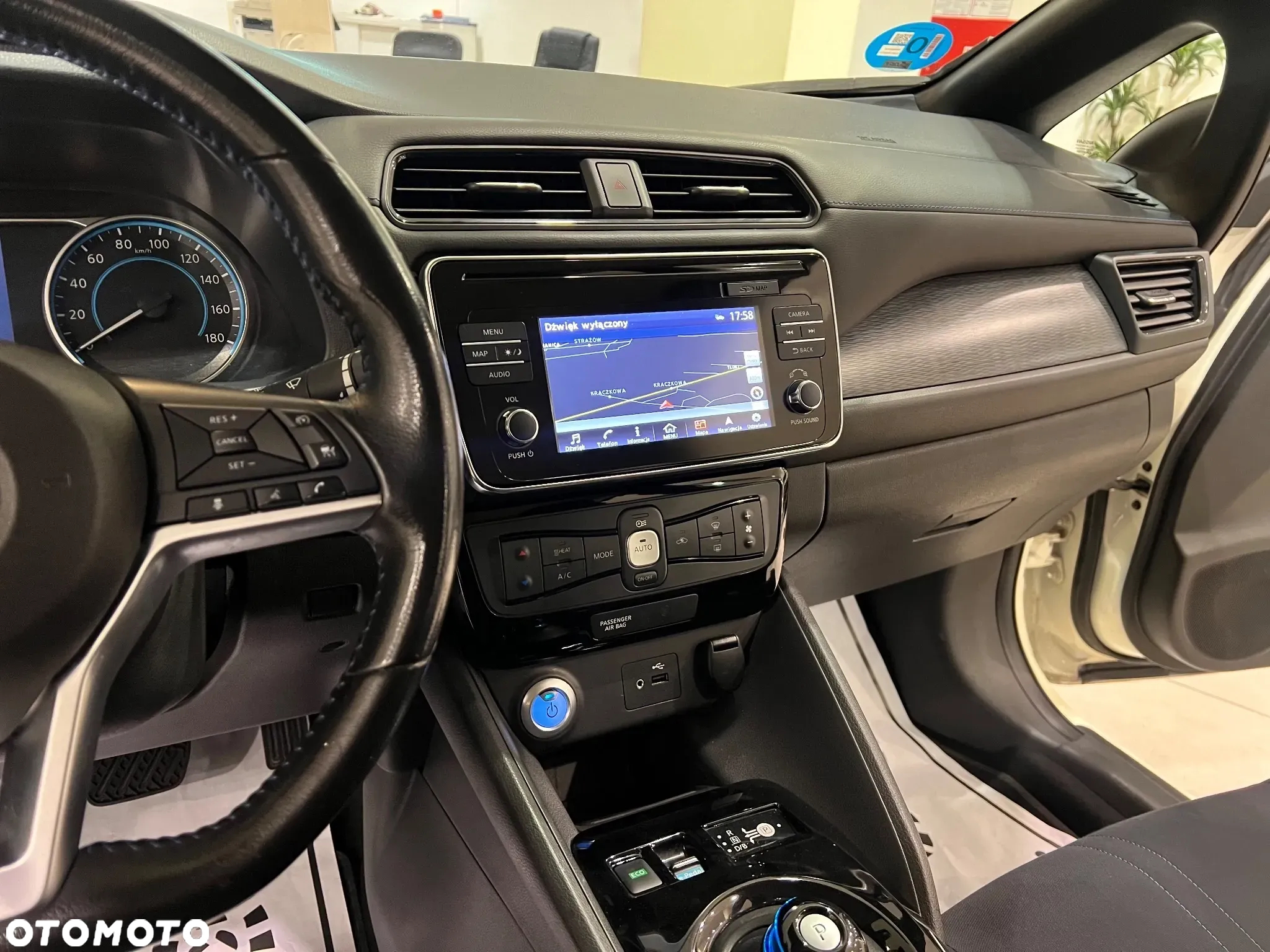 Nissan Leaf 40 kWh - 28