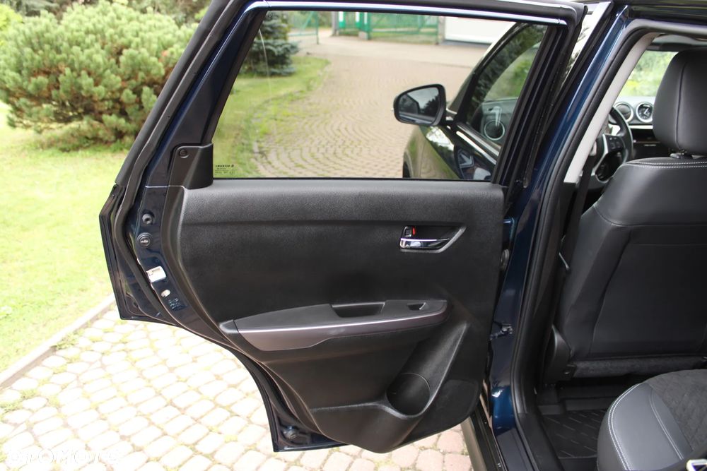 Suzuki Vitara 1.5 Strong Hybrid Premium 4WD AGS - 16