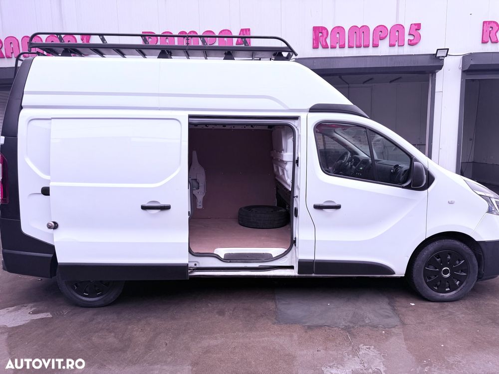 Renault Trafic - 15