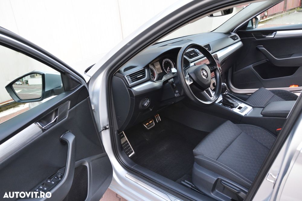 Skoda Superb 2.0 TDI DSG Ambition - 18