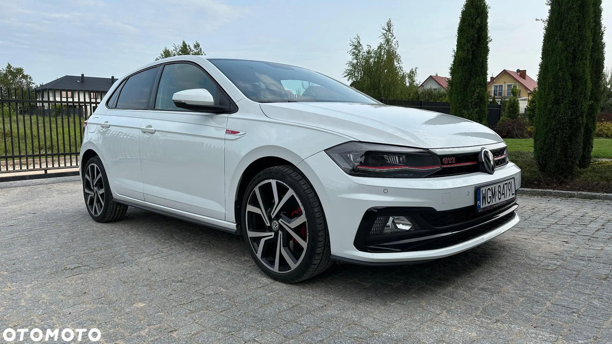 Volkswagen Polo 2.0 TSI GTI DSG - 2