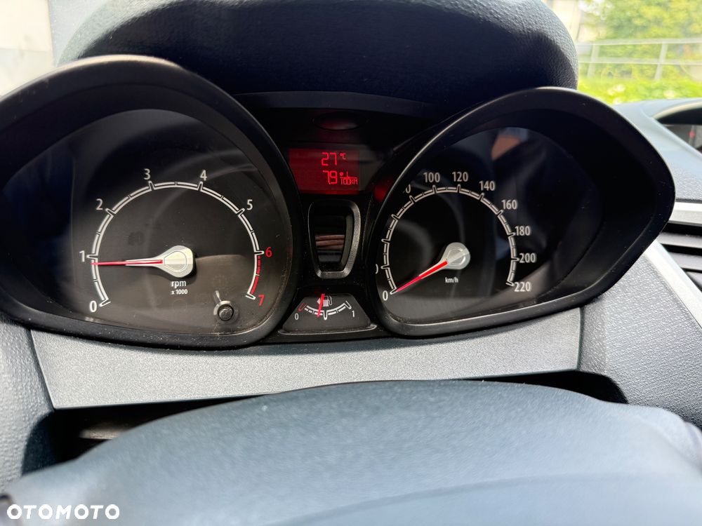 Ford Fiesta 1.25 Gold X EU5 - 21