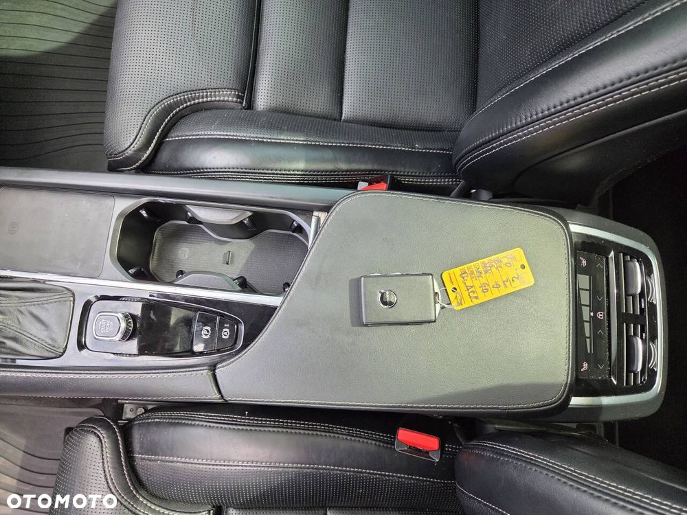 Volvo XC 90 - 14