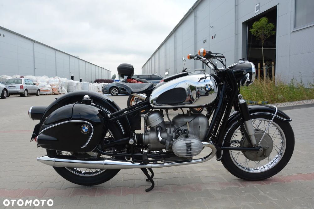 BMW R - 1
