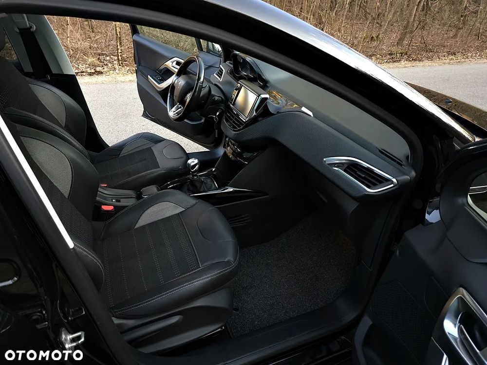 Peugeot 2008 BlueHDi FAP 120 STOP & START Allure - 24