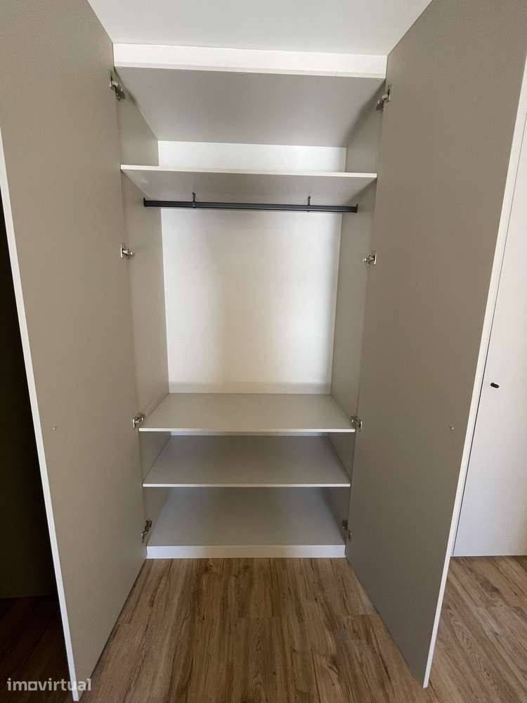 T2 NOVO | GUALTAR – BRAGA | COZINHA EQUIPADA | VARANDA | - Grande imagem: 5/14