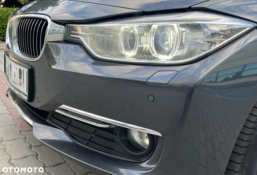 BMW Seria 3 320d xDrive Sport-Aut Luxury Line - 23