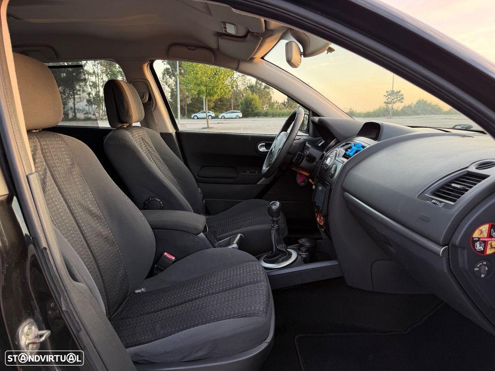 Renault Mégane Break 1.5 dCi Dynamique Luxe - 13