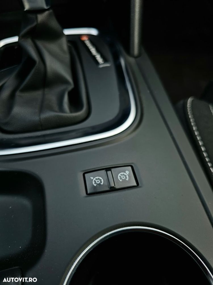 Renault Megane BLUE dCi 115 EDC INTENS - 15