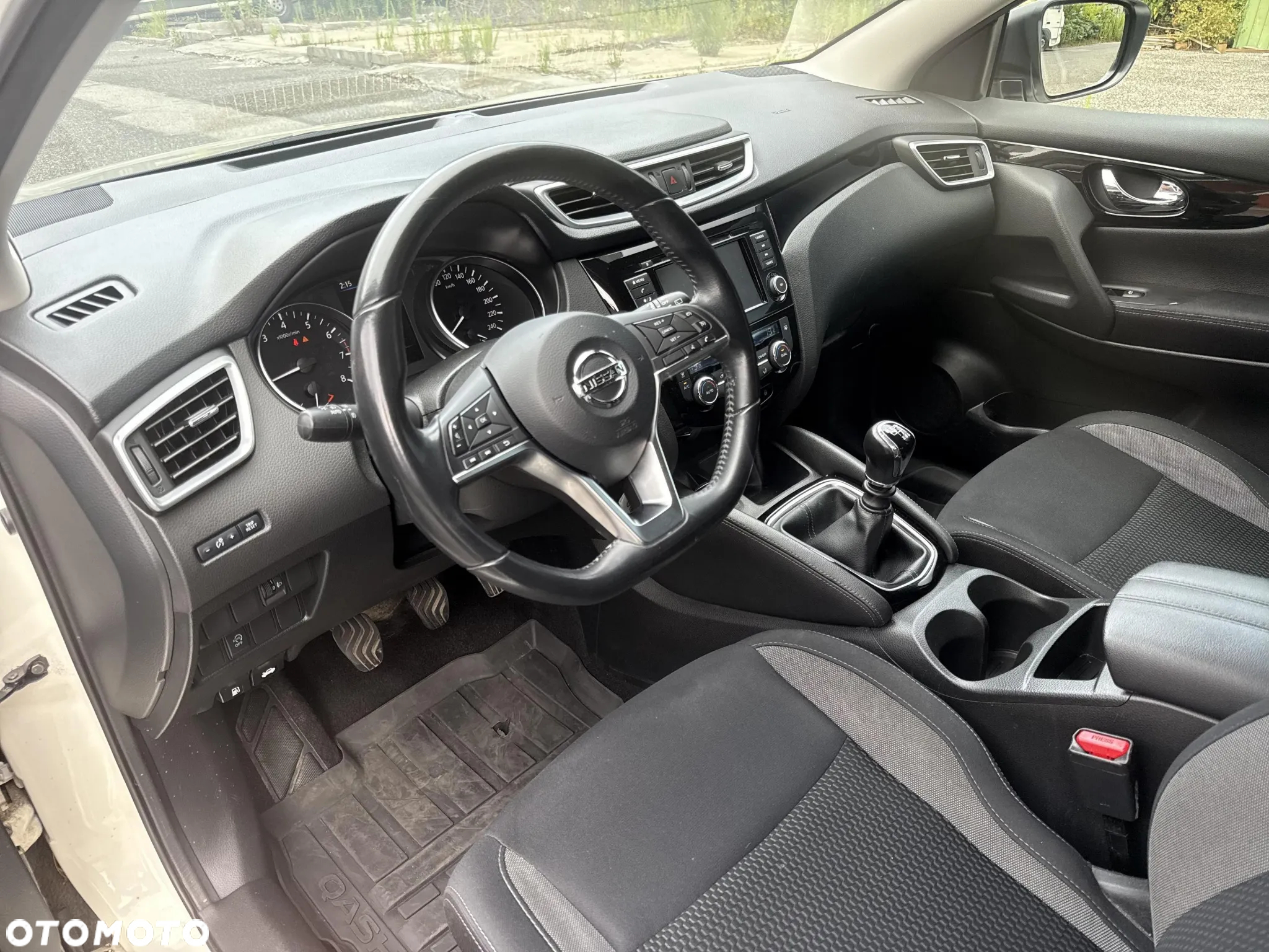 Nissan Qashqai 1.3 DIG-T N-Style - 10