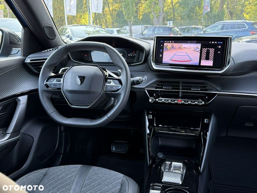Peugeot 2008 1.2 PureTech Allure S&S EAT8 - 22