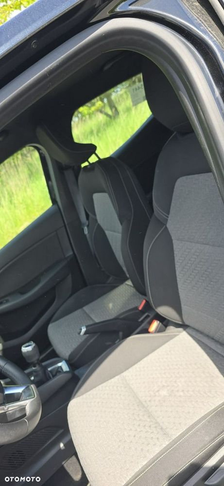 Renault Clio - 26