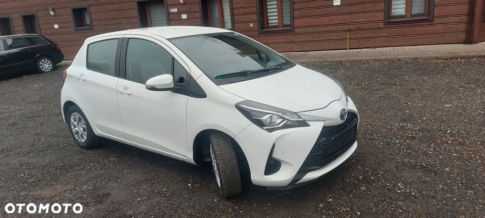 Toyota Yaris - 8