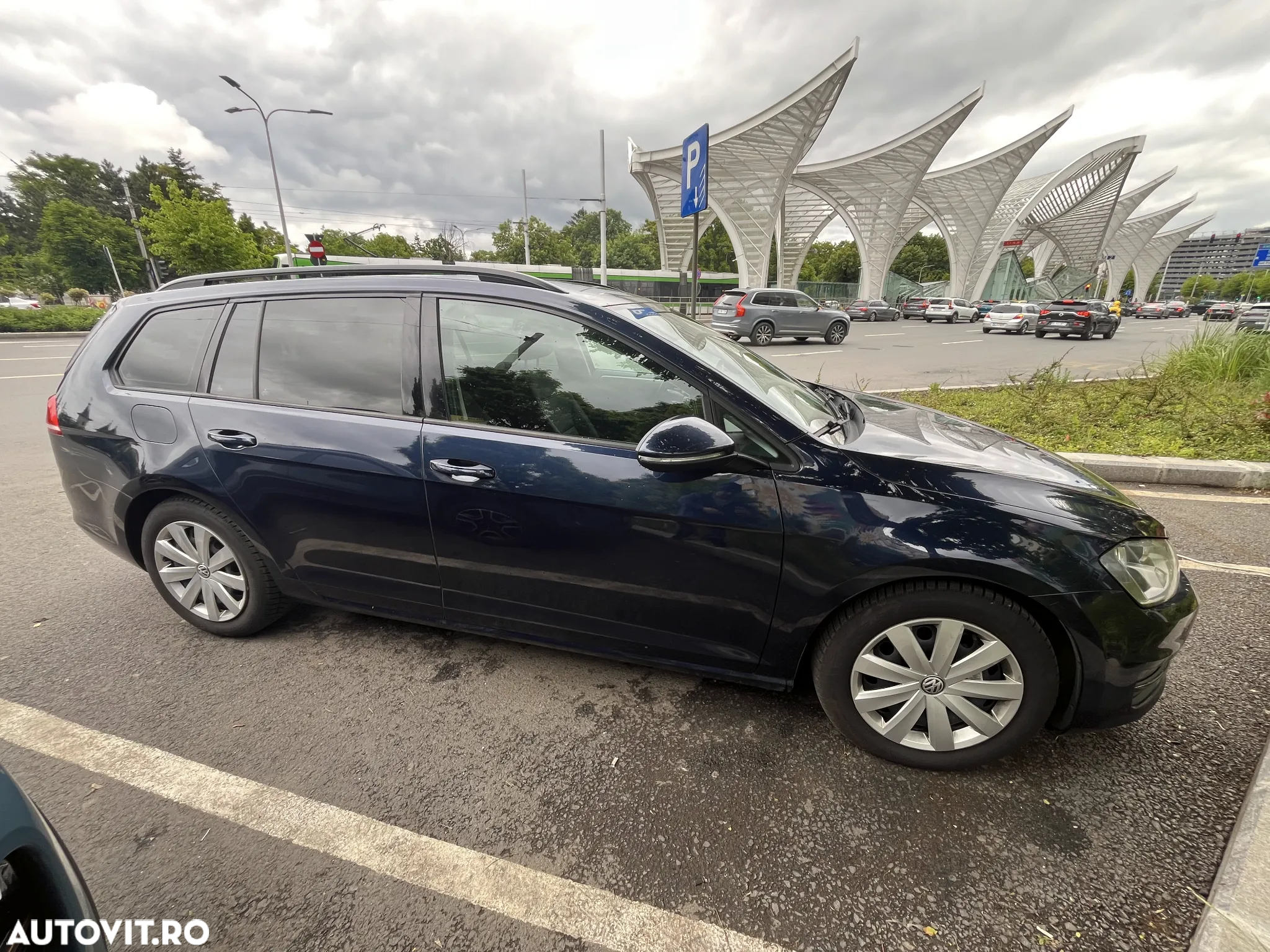Volkswagen Golf 1.6 TDI BMT Comfortline - 7