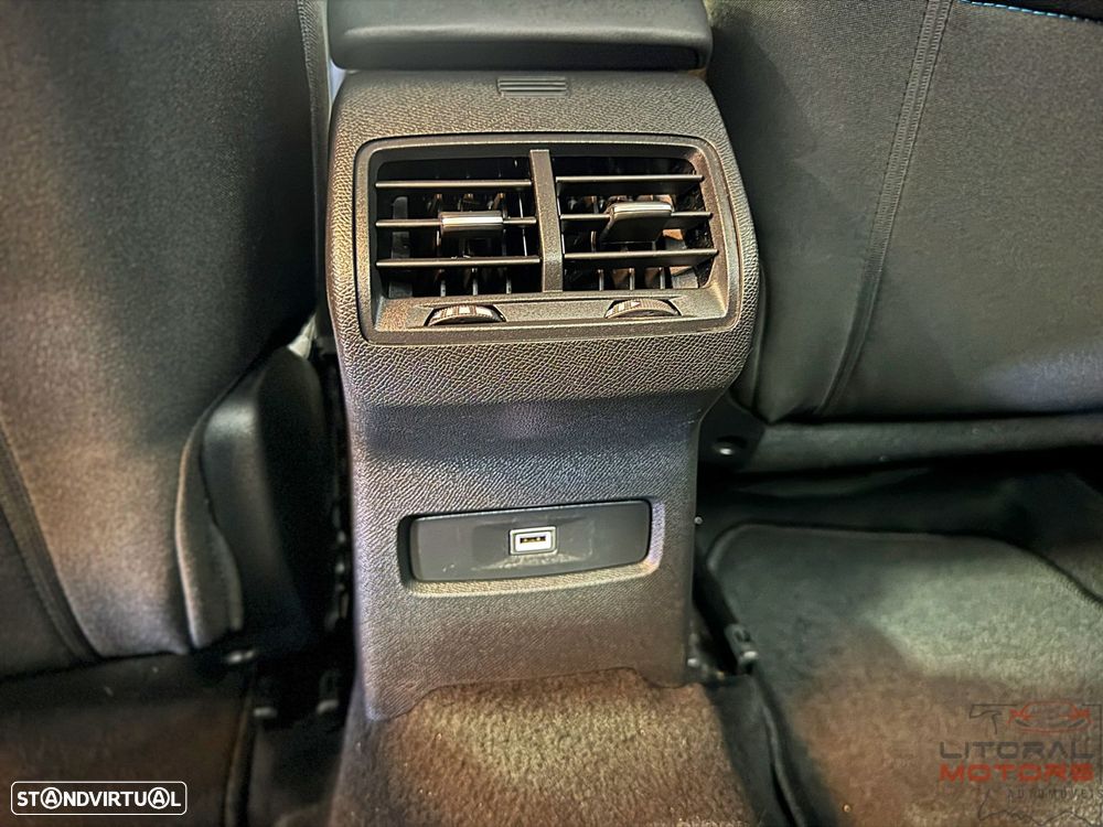 Citroën C4 X 1.2 PureTech Plus EAT8 - 39