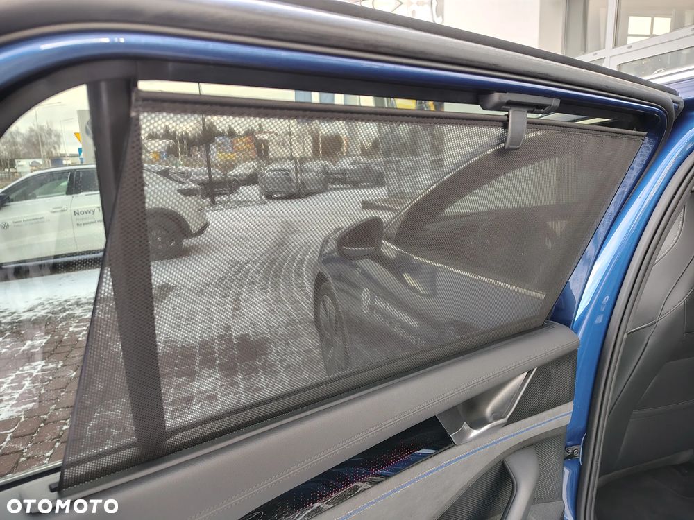 Volkswagen Passat - 20