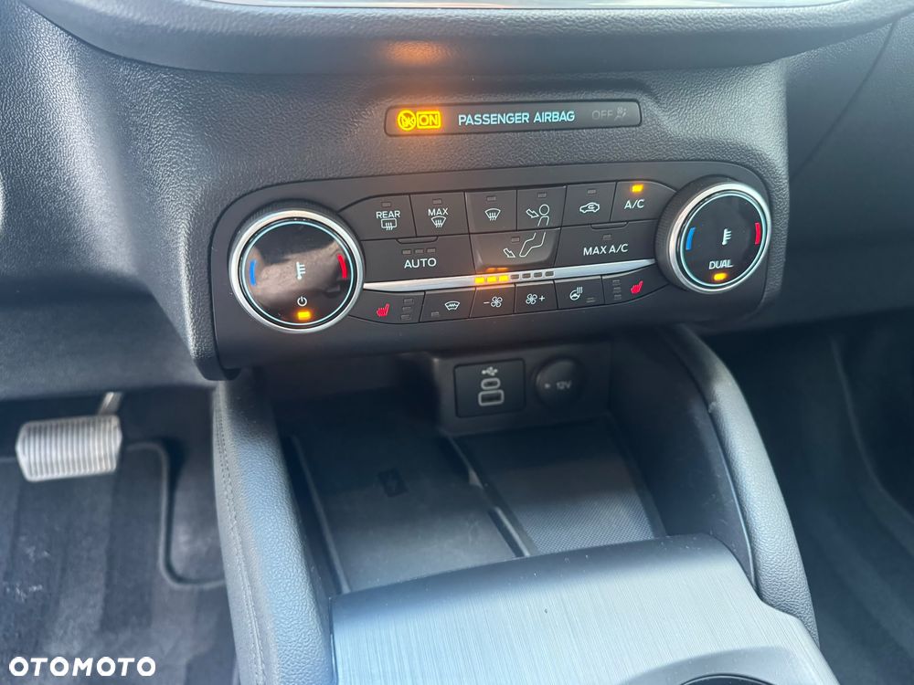 Ford Kuga - 7
