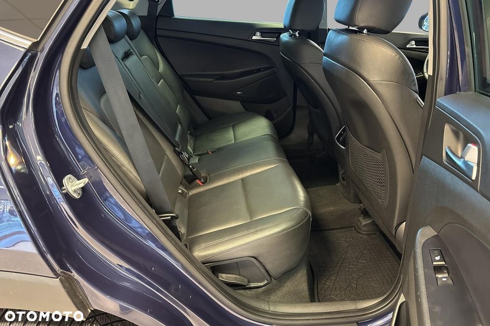 Hyundai Tucson - 24