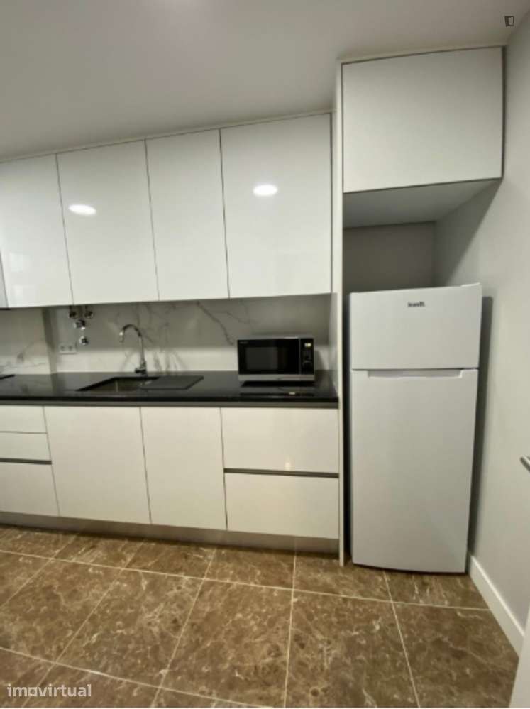 Apartamento com 2 quartos - localizado em Benfica Lisbon - Grande imagem: 3/9