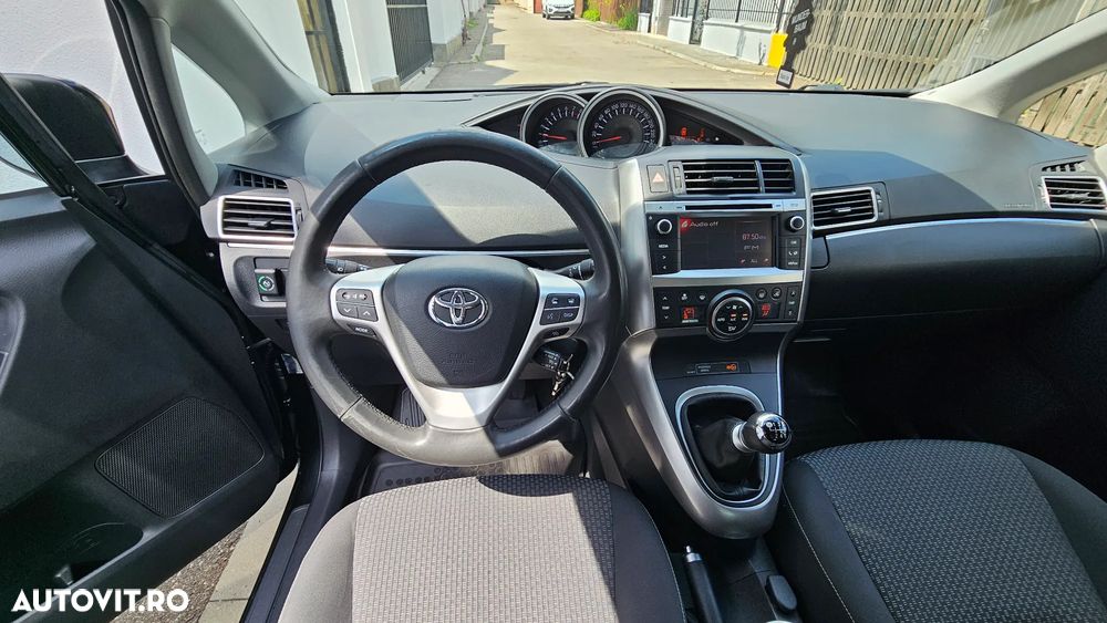 Toyota Verso 1.8 Valvematic Luna - 12