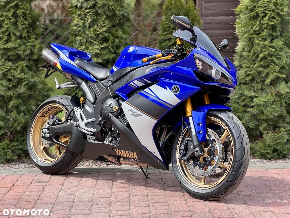 Yamaha YZF - 1