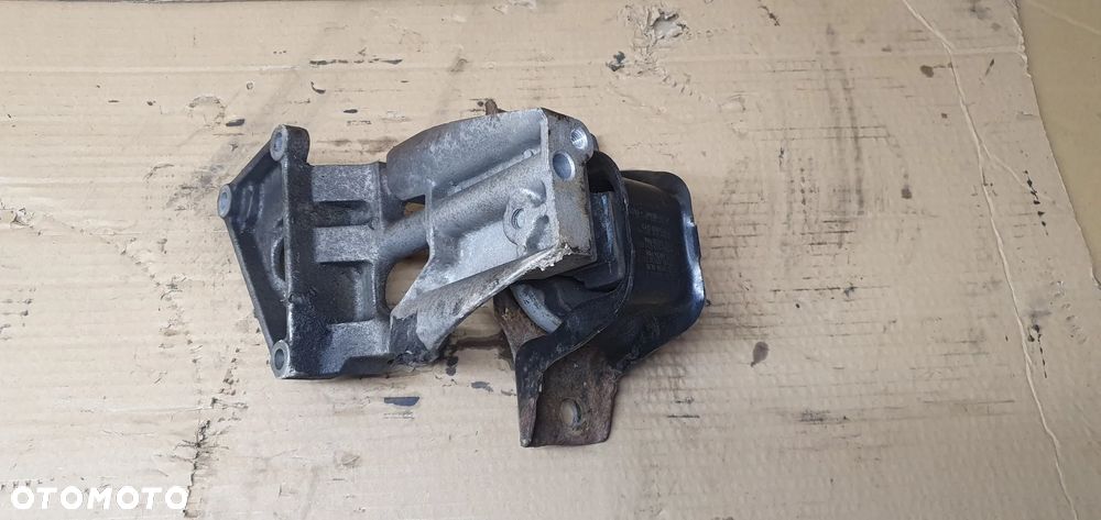 Łapa poduszka silnika Nissan Note E11 1.4 16V 11231-AX600 - 1