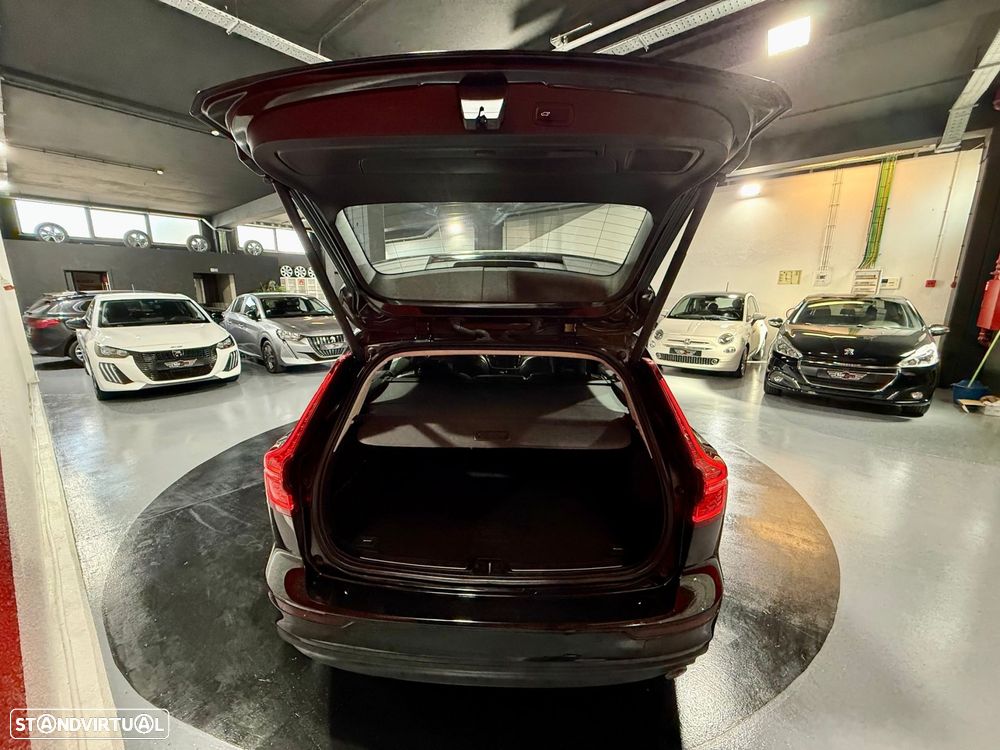 Volvo V60 2.0 D3 Momentum Plus Geartronic - 53