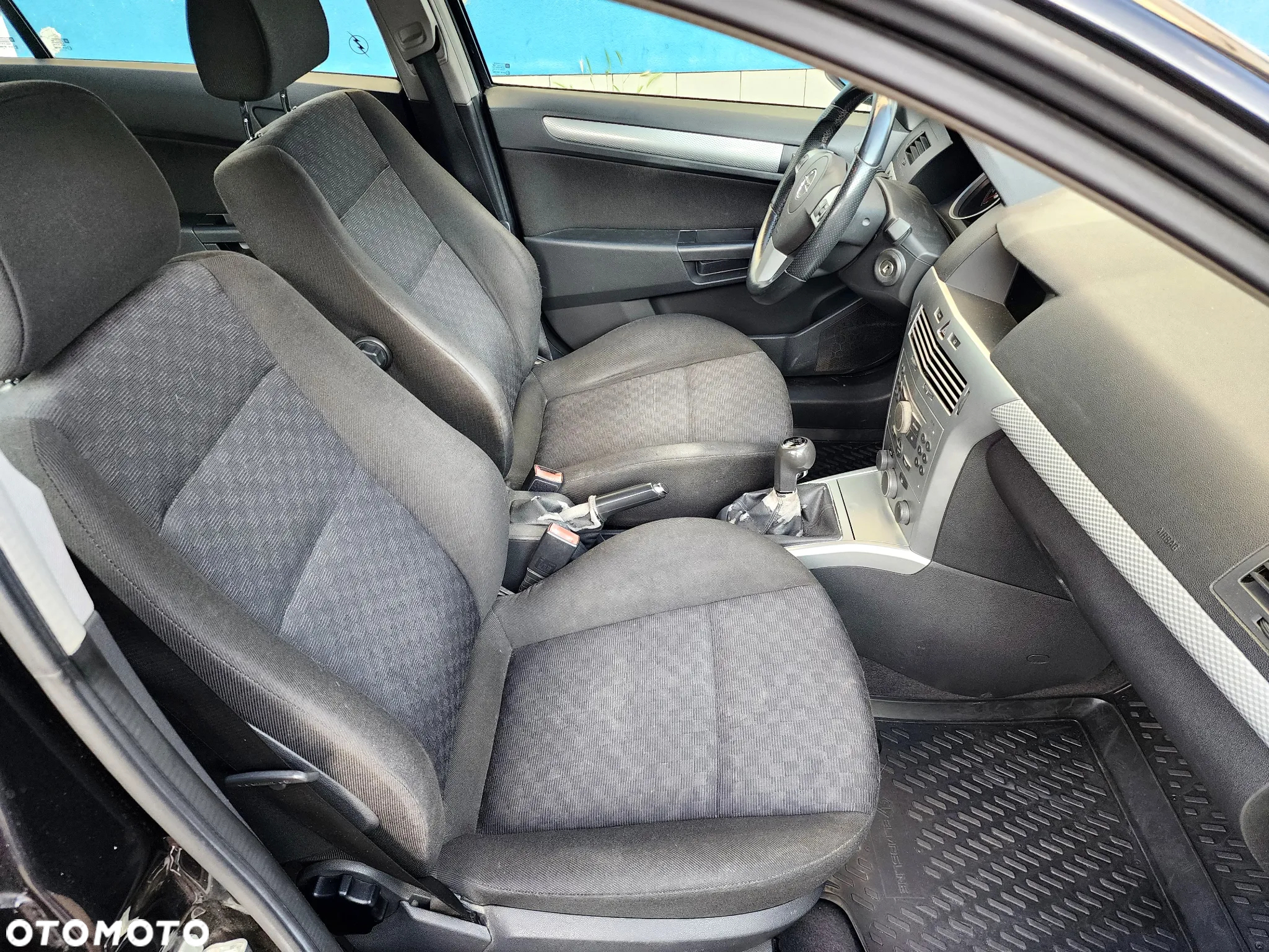 Opel Astra 2.0 Turbo Caravan Sport - 27