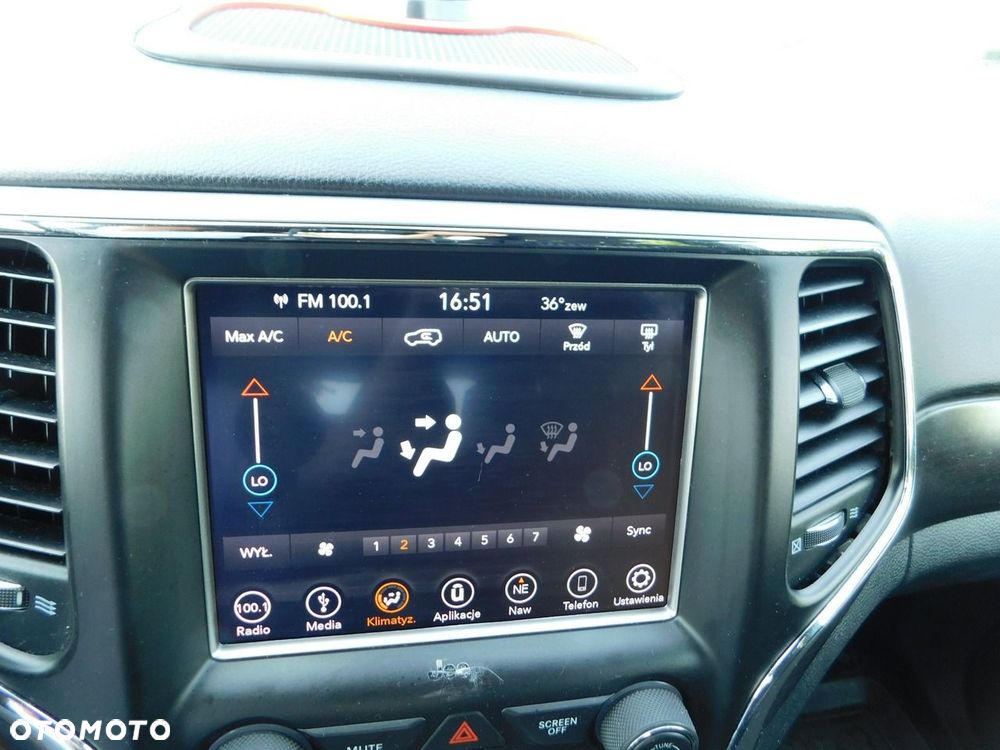 Jeep Grand Cherokee 3.6 V6 Laredo - 19