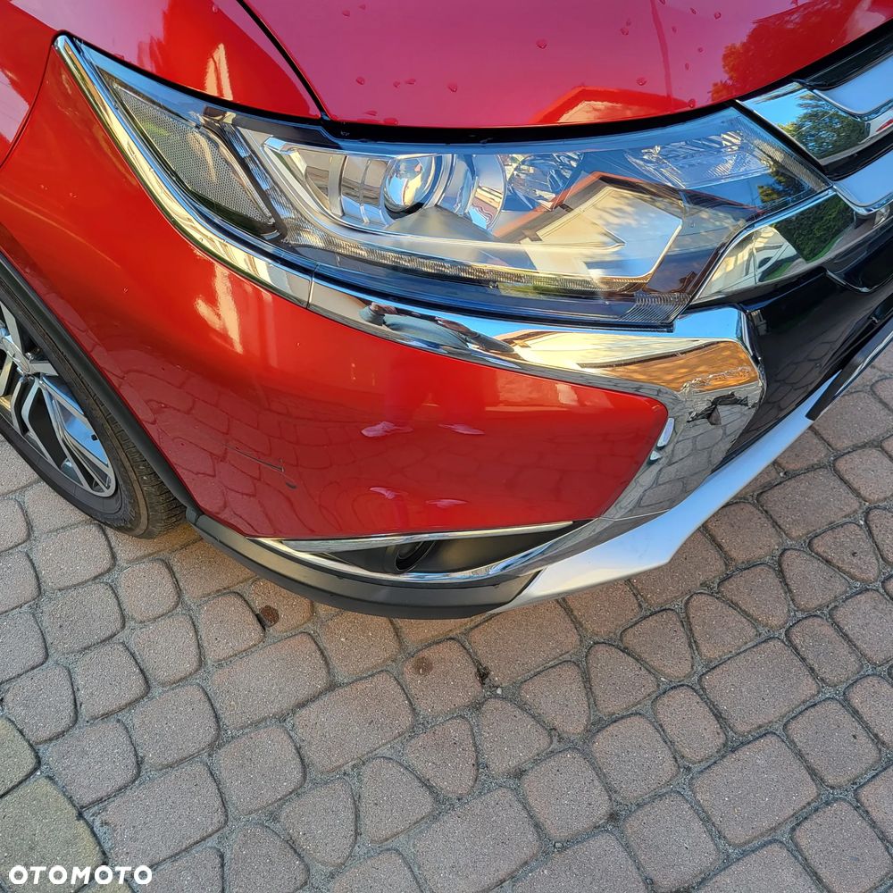 Mitsubishi Outlander - 14