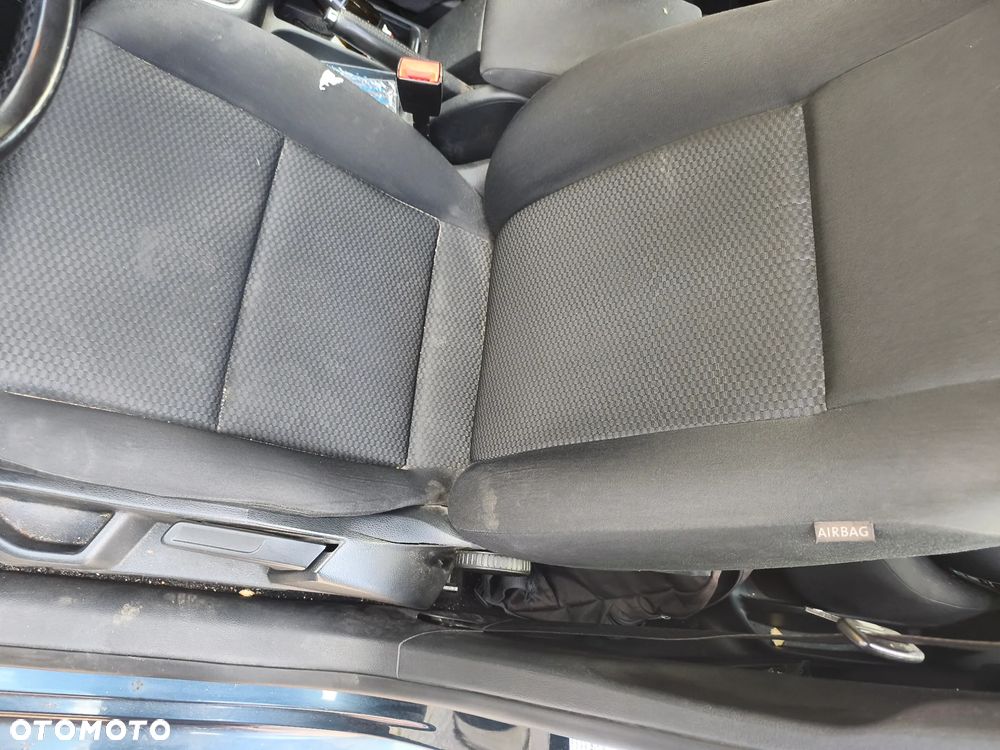 Volkswagen Golf Plus - 10