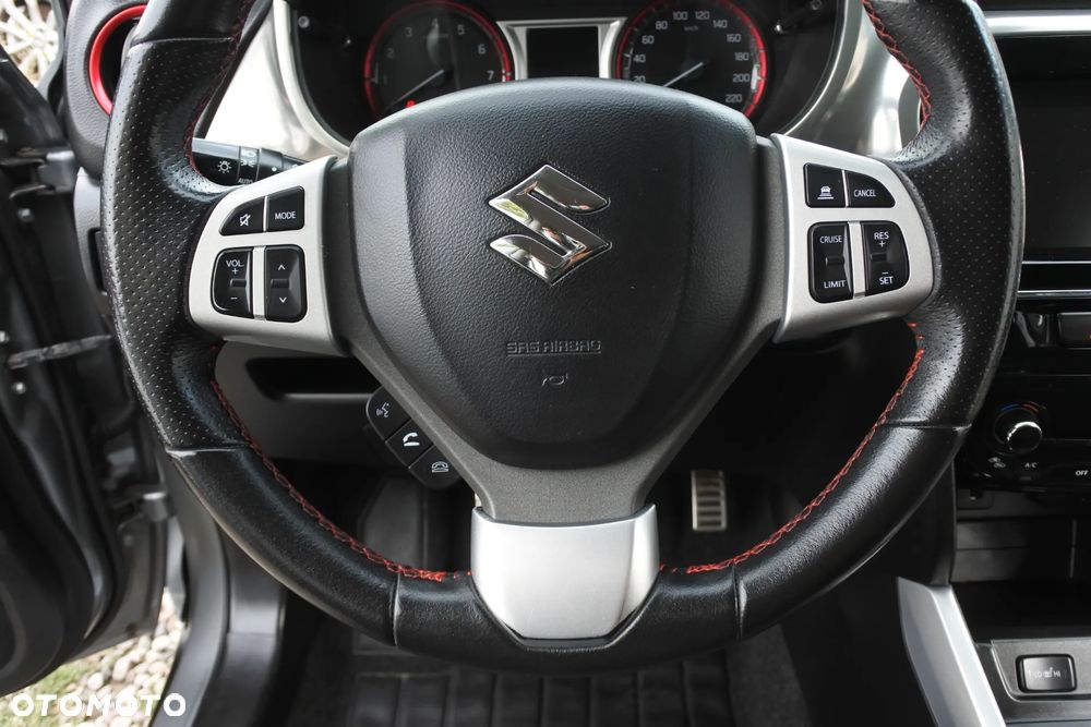 Suzuki Vitara 1.4 Boosterjet XLED Sun 4WD - 24