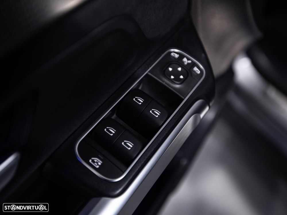 Mercedes-Benz EQB 350 4Matic - 18