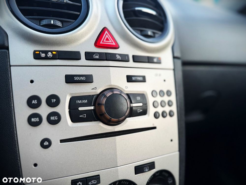 Opel Corsa - 16