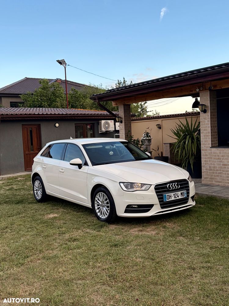 Audi A3 1.6 TDI clean Ambiente - 2