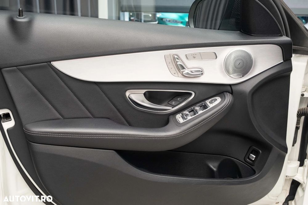 Mercedes-Benz C 300 d 4Matic 9G-TRONIC AMG Line - 7