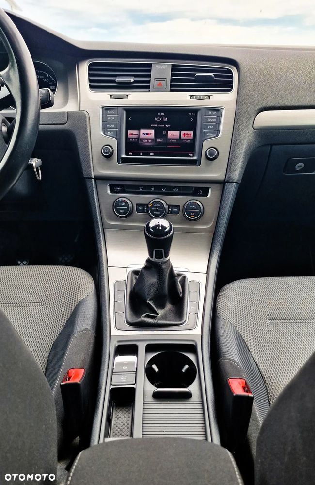 Volkswagen Golf 1.6 TDI BlueMotion Trendline - 13