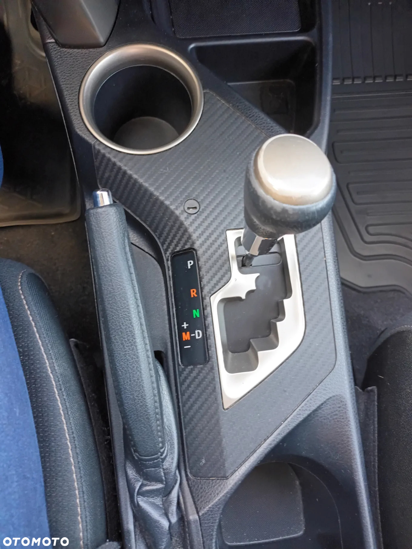 Toyota RAV4 - 11