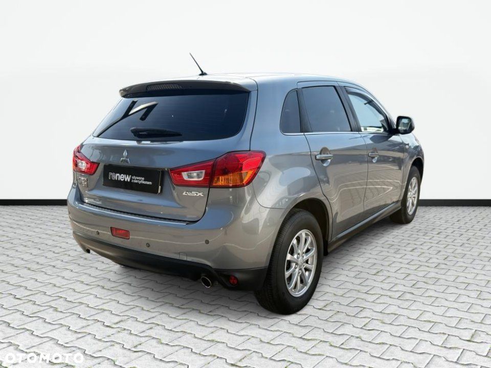 Mitsubishi ASX - 5