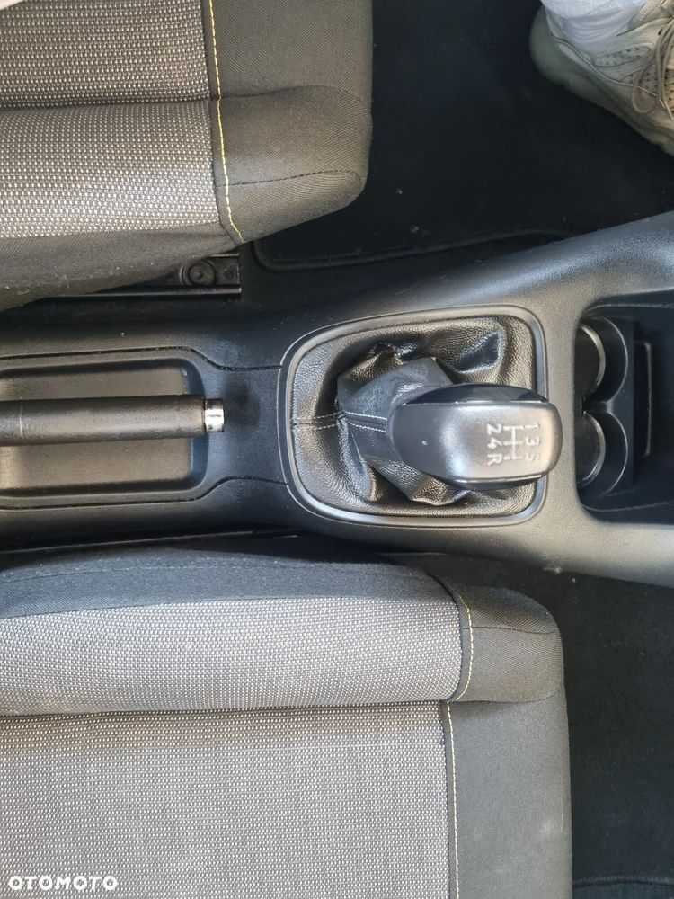 Citroën C3 Pure Tech 83 S&S FEEL - 27